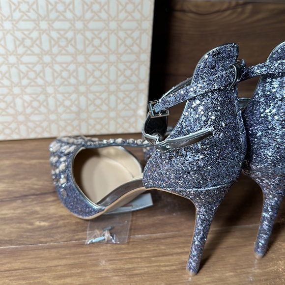 Jewel Badgley Mischka UMAY size 9 new with tags - Picture 8 of 14